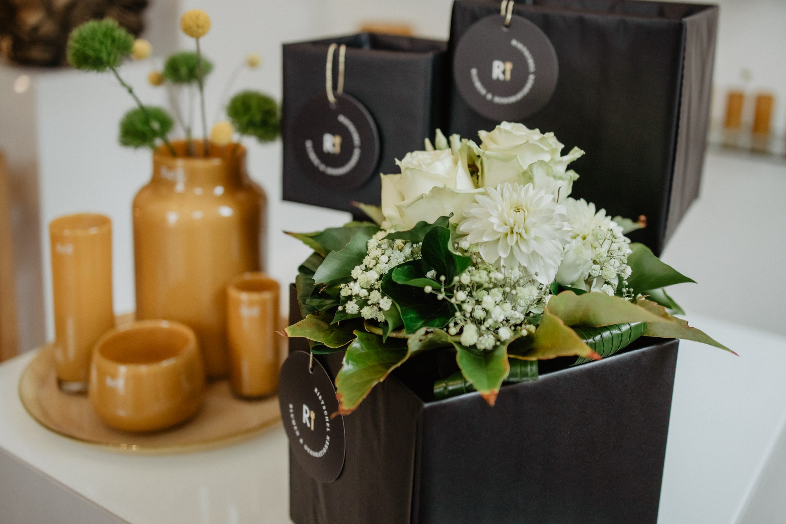 Futurelife-home2-slideshow